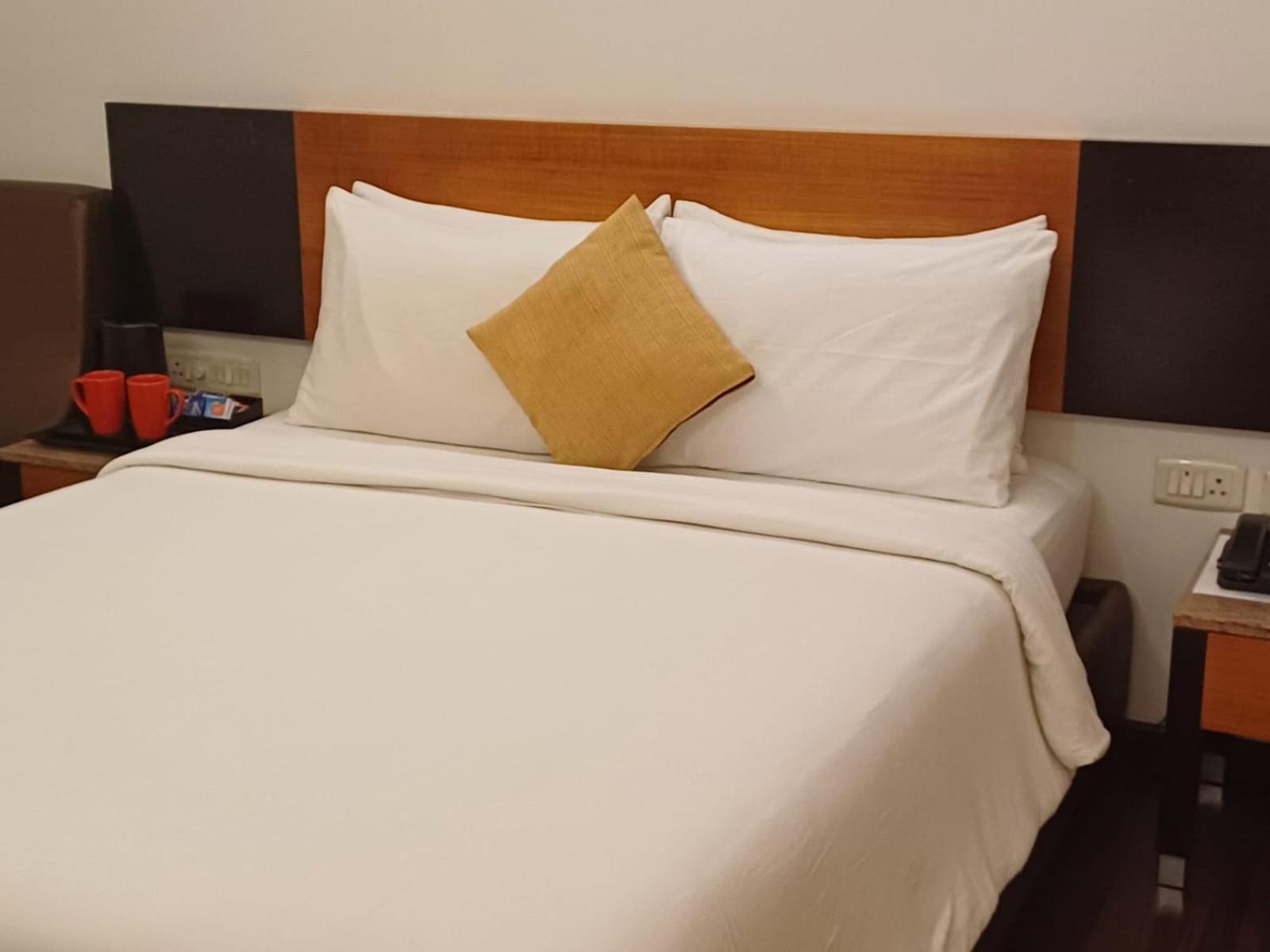 D And A Boutique Hotel Chennai Exterior photo